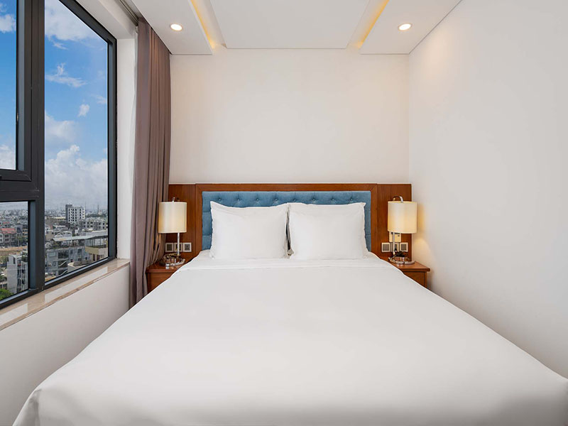 Paris Deli Danang Beach Hotel