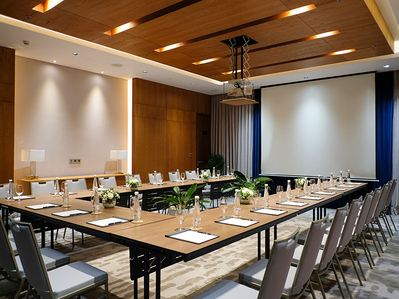 Sel de Mer Hotel & Suites