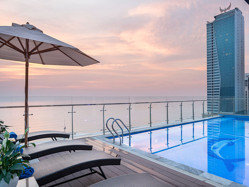 Sunny Ocean Hotel & Spa