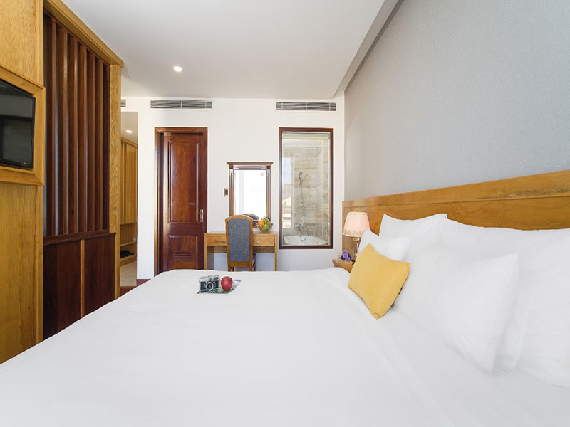 Sunny Ocean Hotel & Spa