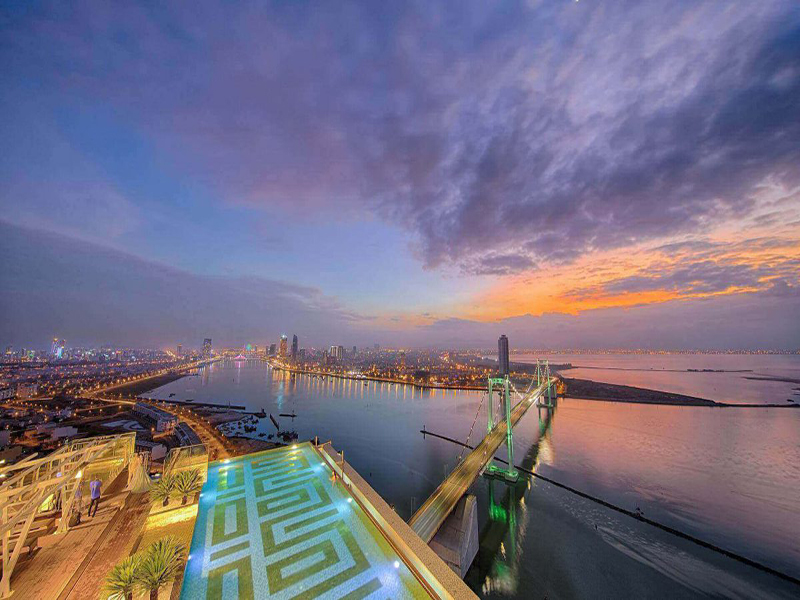 Wyndham Danang Golden Bay Hotel