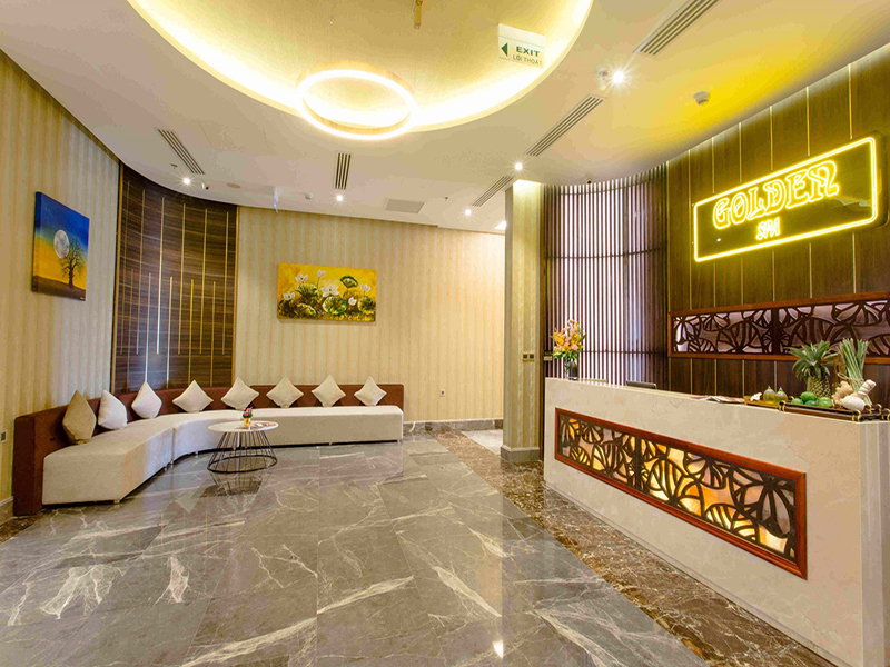 Wyndham Danang Golden Bay Hotel