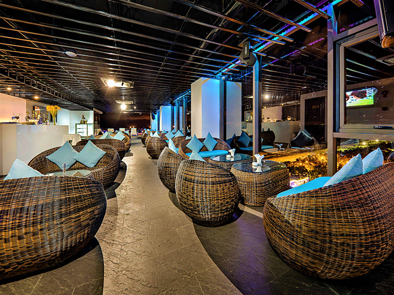 Yarra Ocean Suites Danang