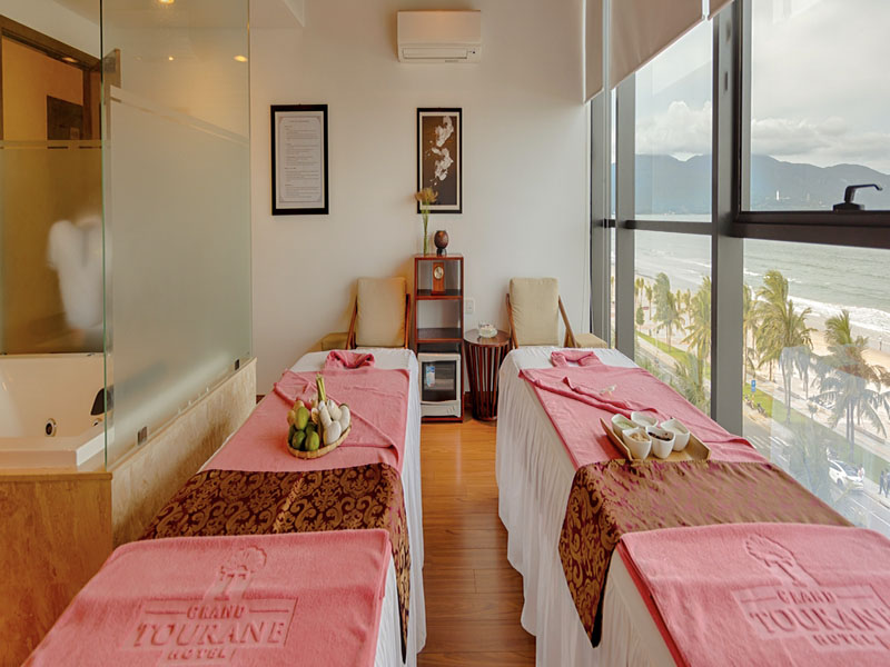 Grand Tourane Hotel Danang