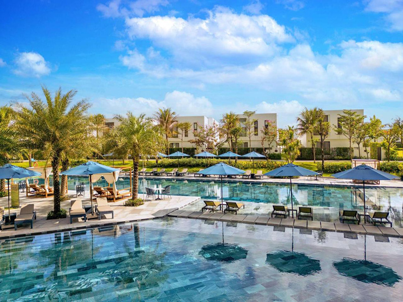 Wyndham Danang Golden Bay Hotel