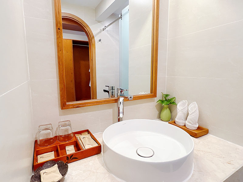 Aroma Beach Resort & Spa