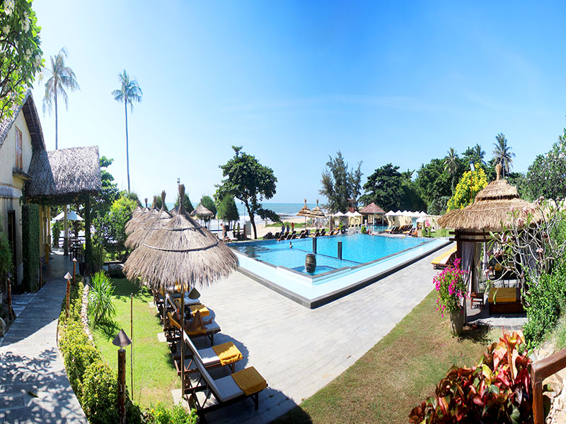 Aroma Beach Resort & Spa