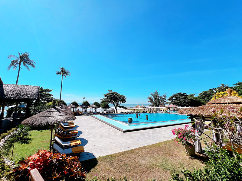 Aroma Beach Resort & Spa