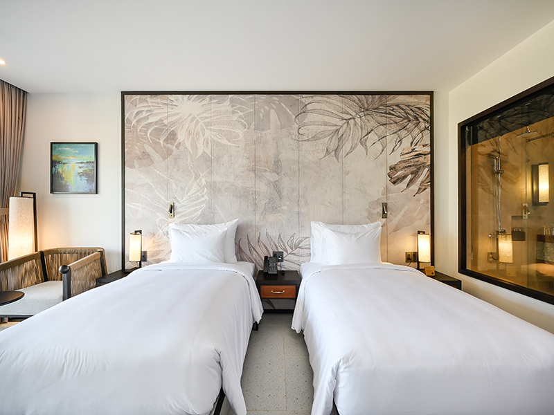 Emerald Ho Tram Resort
