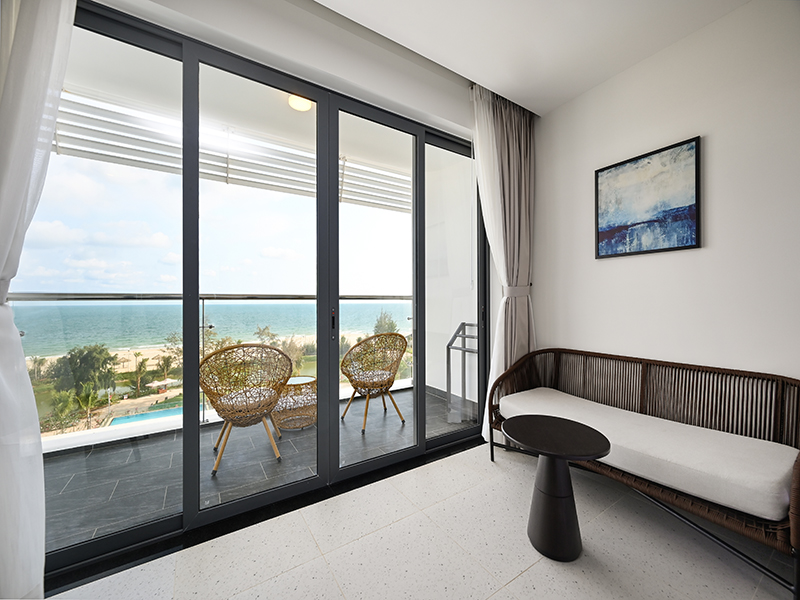 Emerald Ho Tram Resort