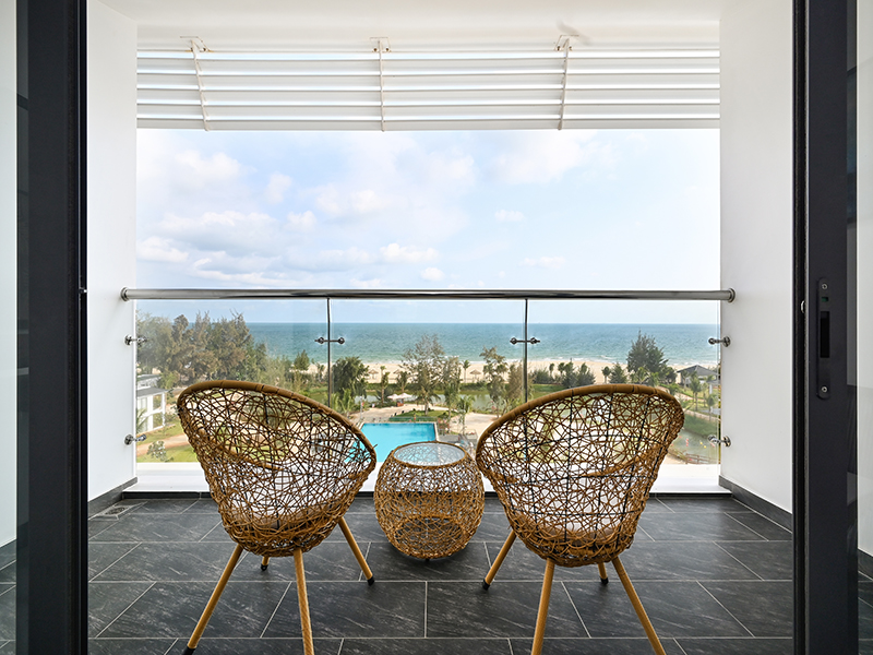 Emerald Ho Tram Resort