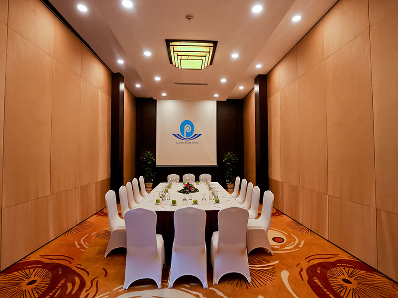 Ha Long Pearl Hotel