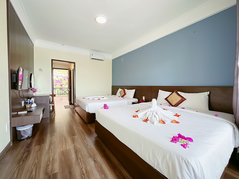 Hòn Rơm 2 Resort
