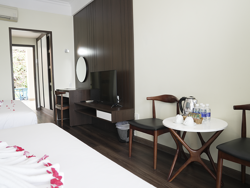 Hòn Rơm 2 Resort