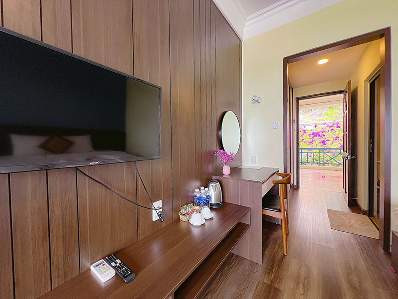 Hòn Rơm 2 Resort