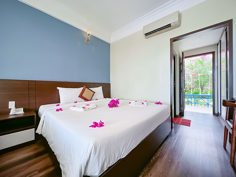 Hòn Rơm 2 Resort
