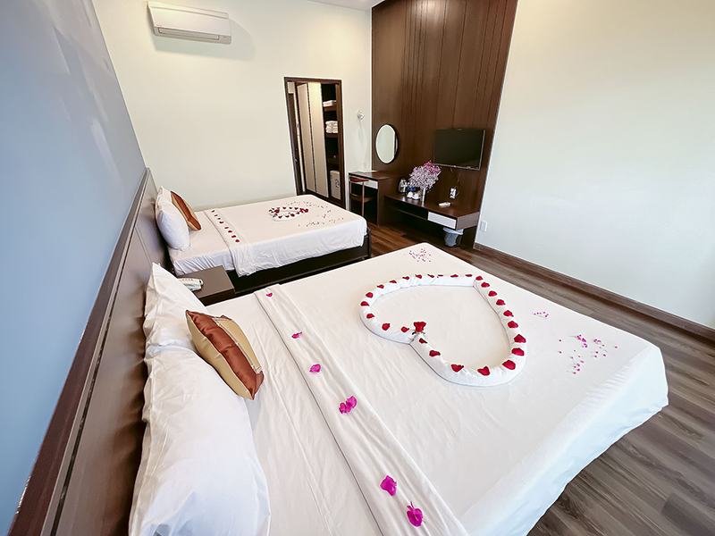 Hòn Rơm 2 Resort