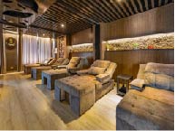 Khách sạn Paradise Cát Bà