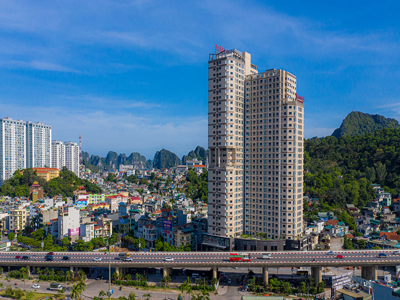 RAMADA Hotel and Suites by Wyndham Halong Bay View