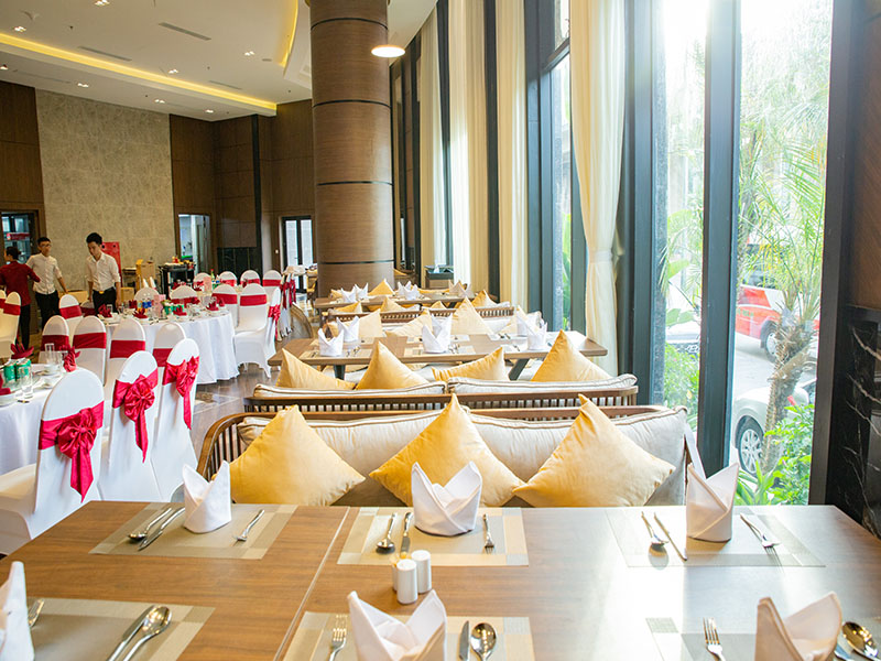 RAMADA Hotel and Suites by Wyndham Halong Bay View