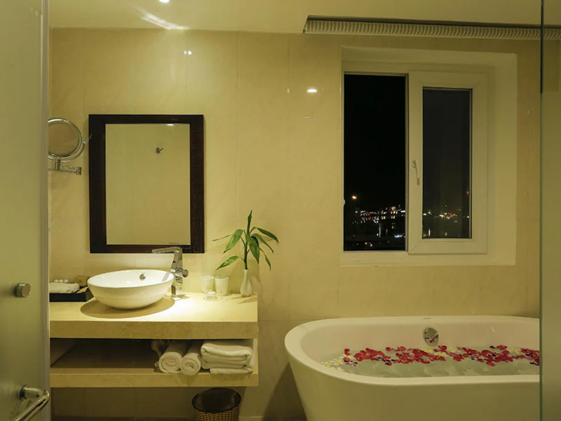 River Suites Hoi An Hotel