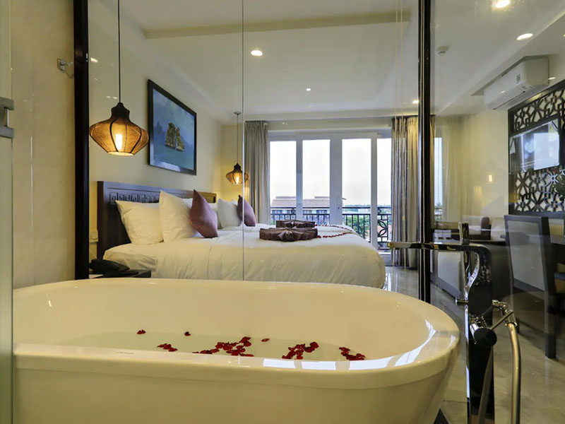 River Suites Hoi An Hotel