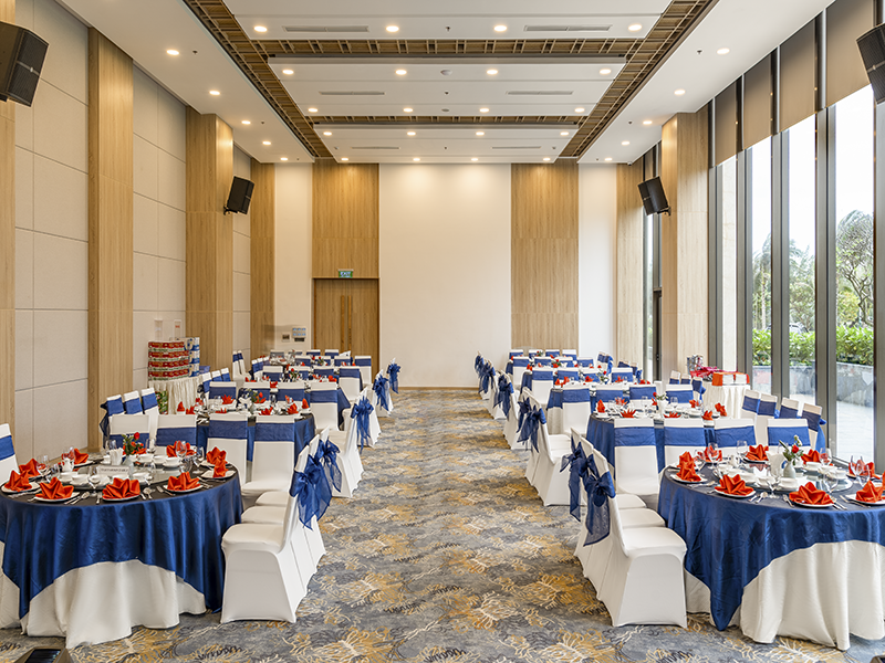 Sala Grand TuyHoa Hotel