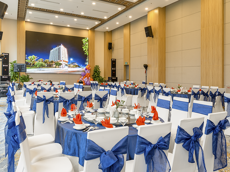 Sala Grand TuyHoa Hotel