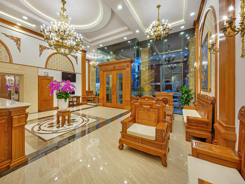 Santa Luxury Da Nang
