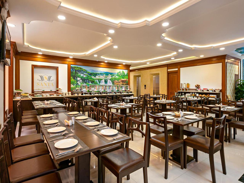 Santa Luxury Da Nang