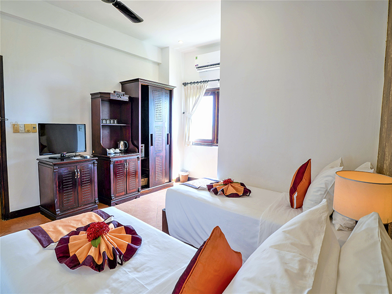 Sea Lion Beach Resort & Spa