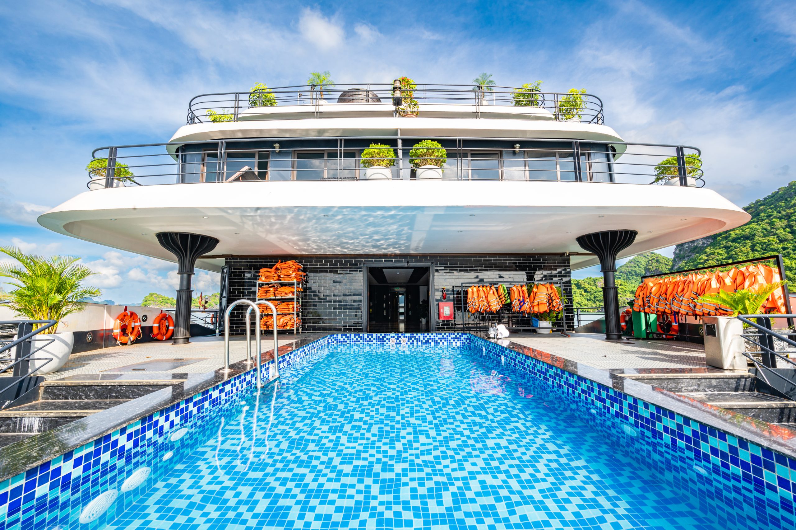 Velar of the Sea