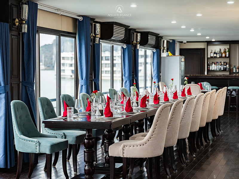 Aqua Elegance Cruise