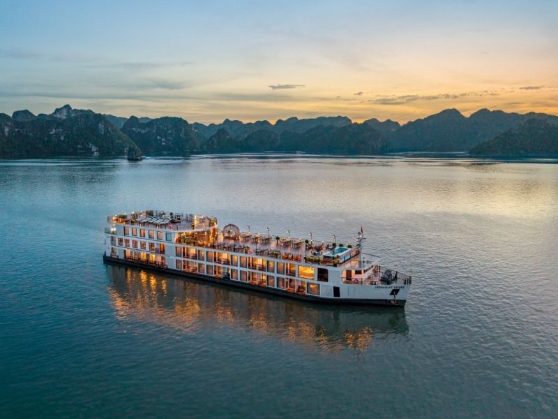 Du thuyền Indochine Grand tuyệt đẹp khi nhìn từ trên cao