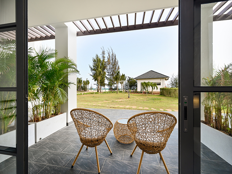 Emerald Ho Tram Resort