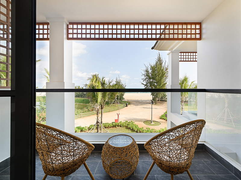 Emerald Ho Tram Resort