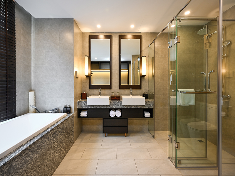 Emerald Ho Tram Resort