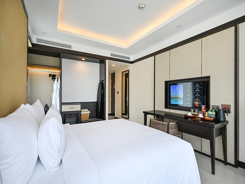 Emerald Ho Tram Resort