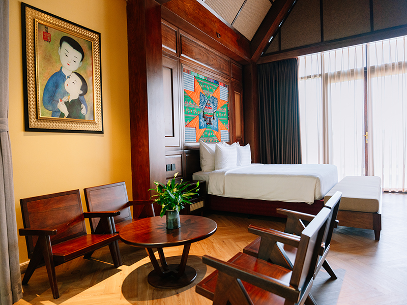 Legacy Hill Resort & Villas
