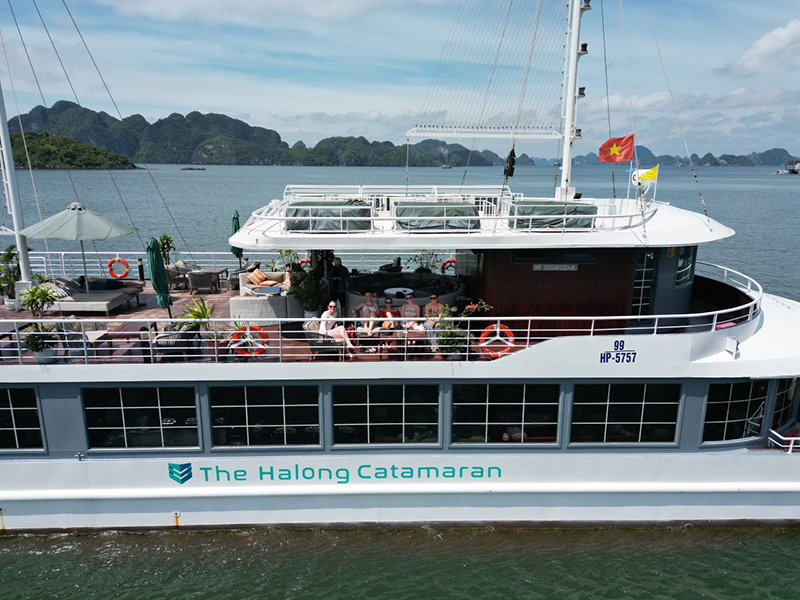 Catamaran Cruise