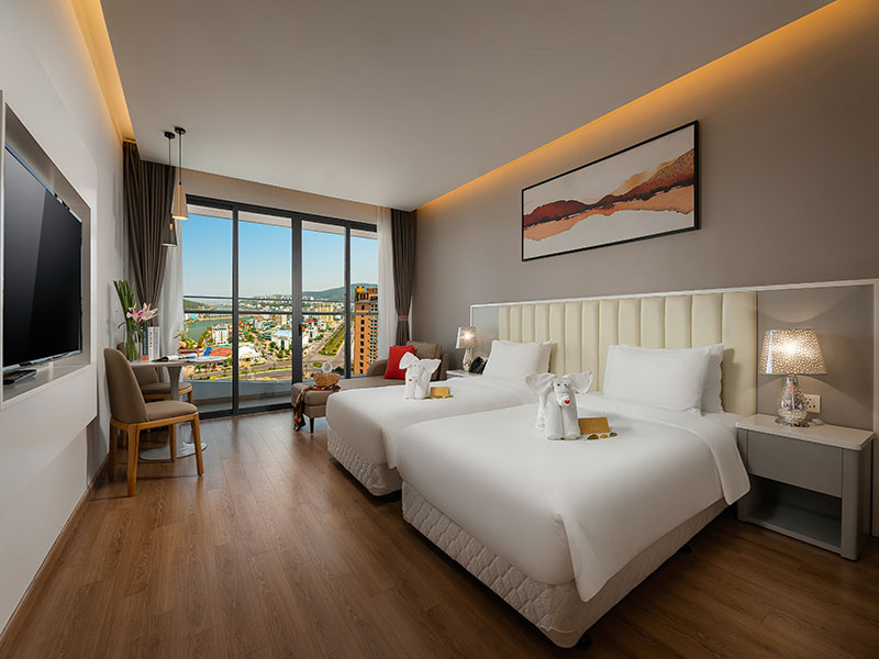 DeLaSea Ha Long Hotel