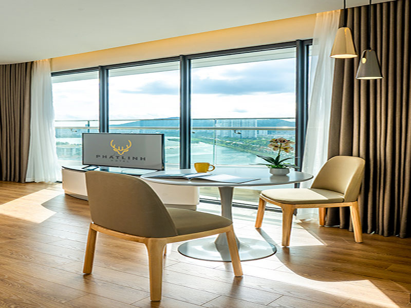 DeLaSea Ha Long Hotel