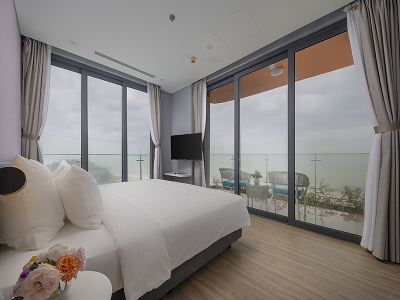 Flamingo Ibiza Hải Tiến Resort
