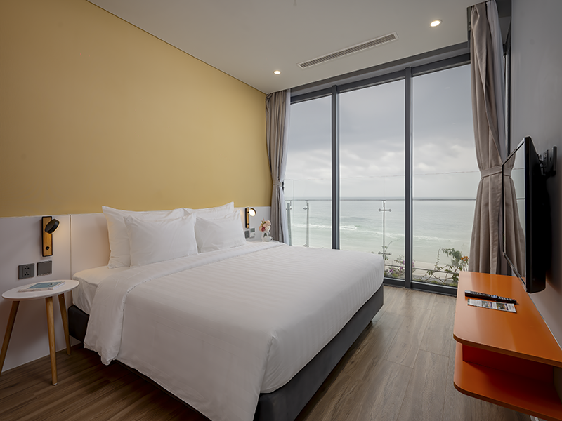 Flamingo Ibiza Hải Tiến Resort
