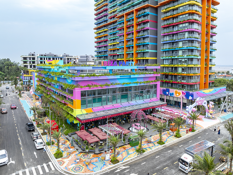 Flamingo Ibiza Hải Tiến Resort