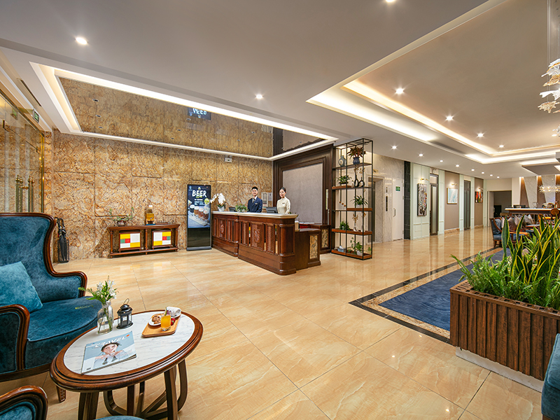 Gloud hotel