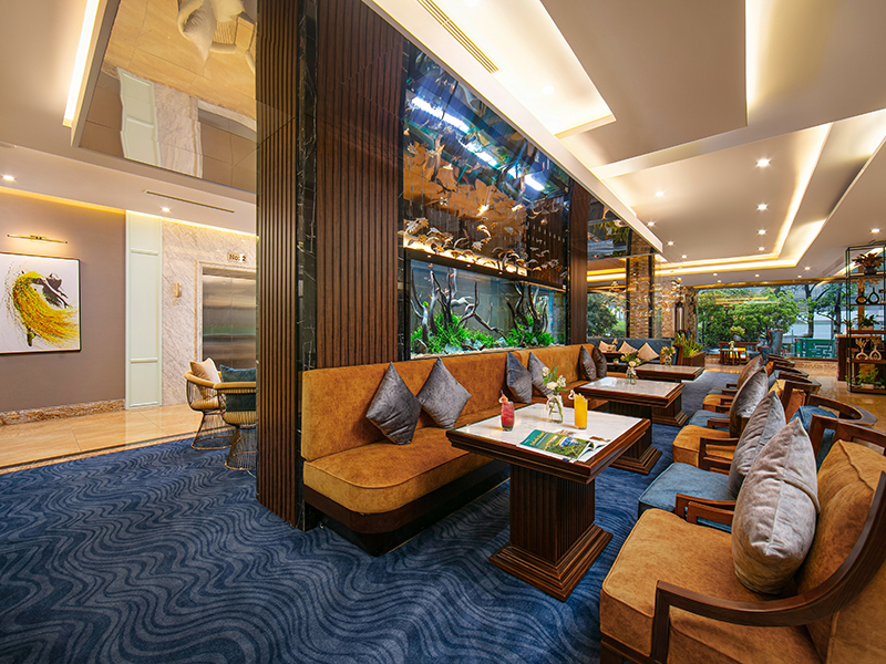 Gloud hotel