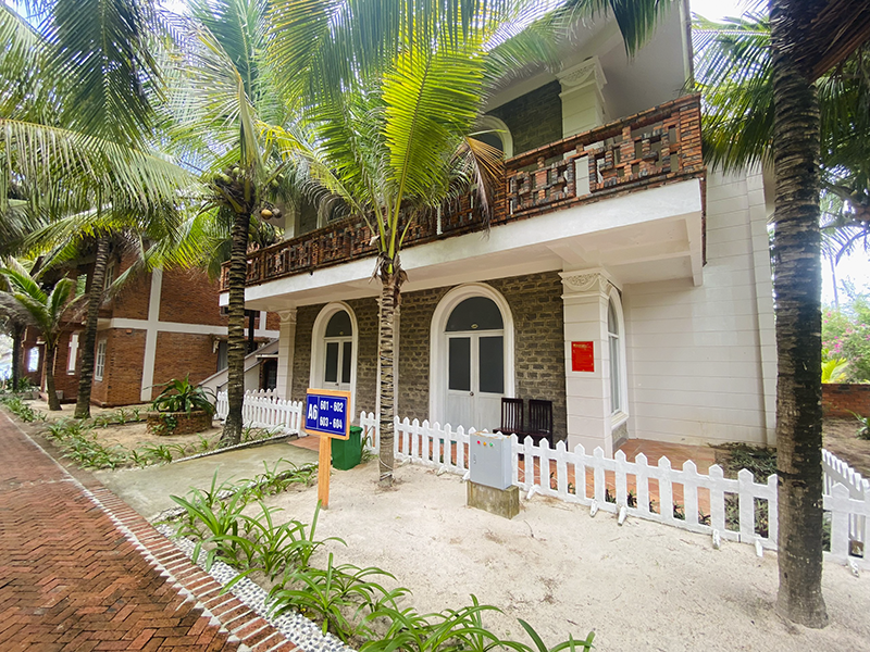 Kega Lighthouse Resort