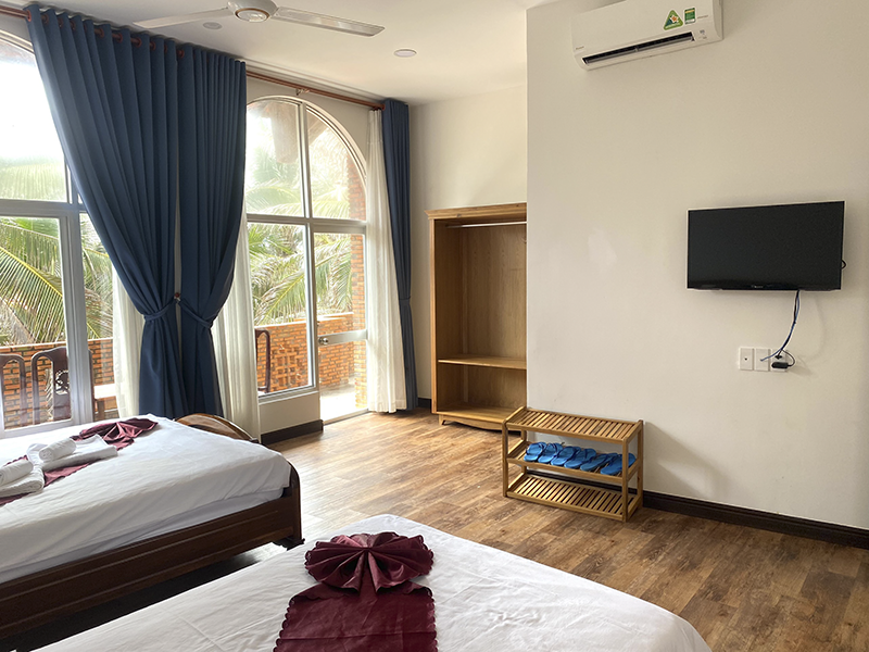 Kega Lighthouse Resort