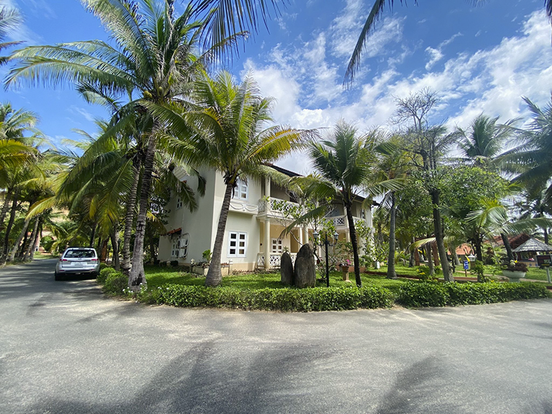 Kega Lighthouse Resort